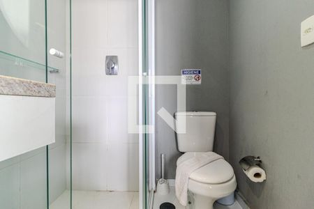 Banheiro de kitnet/studio para alugar com 1 quarto, 30m² em Centro Histórico de São Paulo, São Paulo