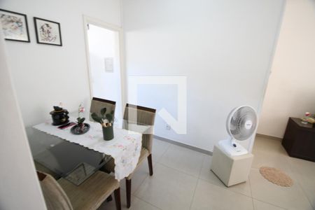 Sala de apartamento à venda com 3 quartos, 72m² em Jardim Flamboyant, Campinas