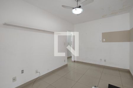 Sala de casa de condomínio para alugar com 2 quartos, 143m² em Freguesia (jacarepaguá), Rio de Janeiro