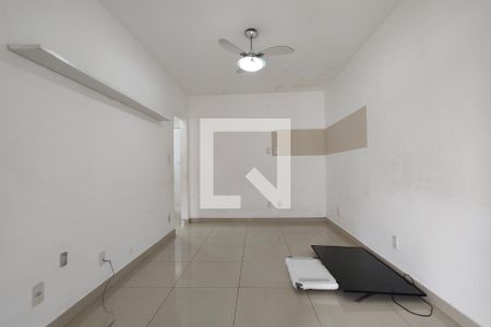 Sala de casa de condomínio para alugar com 2 quartos, 143m² em Freguesia (jacarepaguá), Rio de Janeiro