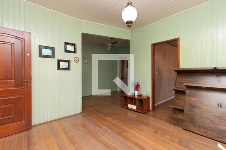 Sala de casa à venda com 3 quartos, 140m² em Medianeira, Porto Alegre