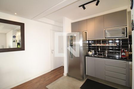 Sala / Cozinha de apartamento à venda com 2 quartos, 73m² em Santa Teresinha, São Paulo