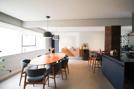 Sala de apartamento à venda com 2 quartos, 125m² em Moema, São Paulo