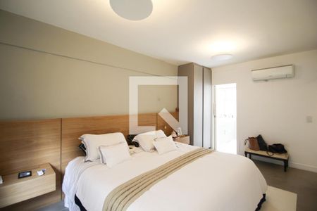 Suíte  de apartamento à venda com 2 quartos, 125m² em Moema, São Paulo