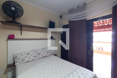 Suíte 1 de casa à venda com 3 quartos, 250m² em Vila Rosaria, São Paulo