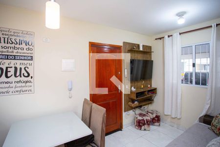 Sala de apartamento para alugar com 2 quartos, 46m² em Jardim Luso, São Paulo