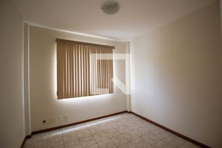 Apartamento para alugar com 2 quartos, 85m² em Cantagalo, Niterói