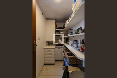 Casa de condomínio à venda com 185m², 3 quartos e 3 vagasCozinha - Armários