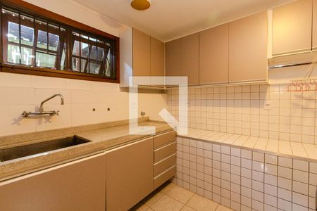 Casa de condomínio à venda com 185m², 3 quartos e 3 vagasÁrea de Serviço