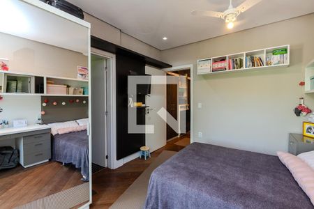 Casa de condomínio à venda com 185m², 3 quartos e 3 vagasSuíte 2