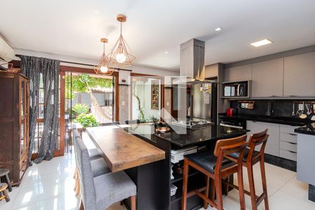 Casa de condomínio à venda com 185m², 3 quartos e 3 vagasCozinha