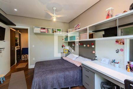 Casa de condomínio à venda com 185m², 3 quartos e 3 vagasSuíte 2