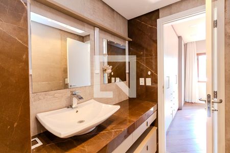 Casa de condomínio à venda com 185m², 3 quartos e 3 vagasBanheiro da Suíte 3