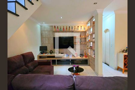 Sala de casa à venda com 4 quartos, 261m² em Vila Rosalia, Guarulhos