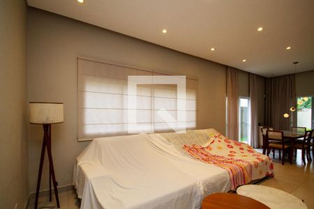 Sala de casa de condomínio para alugar com 3 quartos, 160m² em Jardim Colibri, Cotia