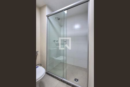 Banheiro de apartamento à venda com 2 quartos, 57m² em Conceicao, Campinas