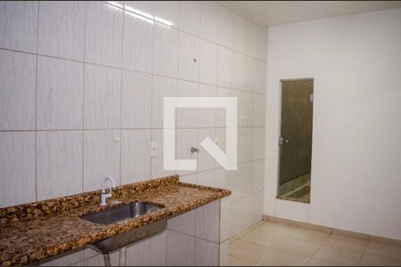 Casa para alugar com 2 quartos, 75m² em Residencial Vale do Araguaia, Goiânia