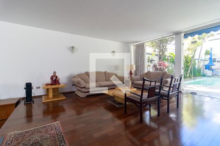 Sala de casa para alugar com 4 quartos, 559m² em Brooklin, São Paulo