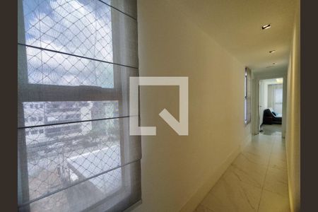 Corredor de apartamento à venda com 3 quartos, 300m² em Recreio dos Bandeirantes, Rio de Janeiro