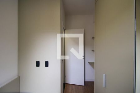 Quarto 2 de apartamento para alugar com 2 quartos, 45m² em Vila Fernandes, São Paulo