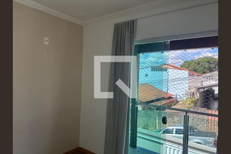 Quarto de casa para alugar com 3 quartos, 202m² em Santa Helena, Contagem