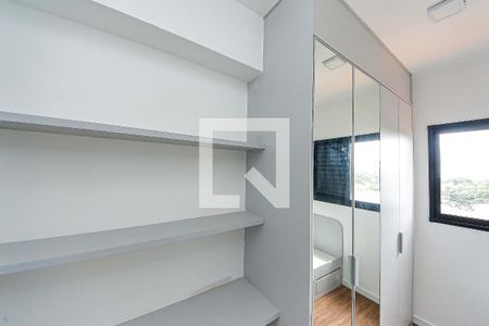 Quarto 2 de apartamento para alugar com 2 quartos, 45m² em Vila Fernandes, São Paulo