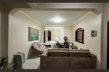 Sala de casa à venda com 3 quartos, 280m² em Vila Ré, São Paulo