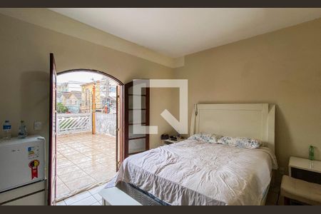 Suite de casa à venda com 3 quartos, 280m² em Vila Ré, São Paulo