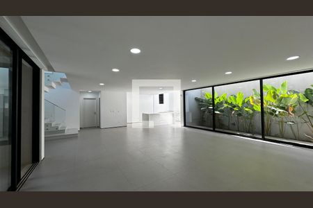 Casa de Condomínio à venda com 4 quartos, 493m² em Barra da Tijuca, Rio de Janeiro