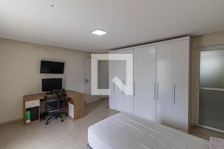 Suíte  de casa para alugar com 3 quartos, 200m² em Parque Cisper, São Paulo