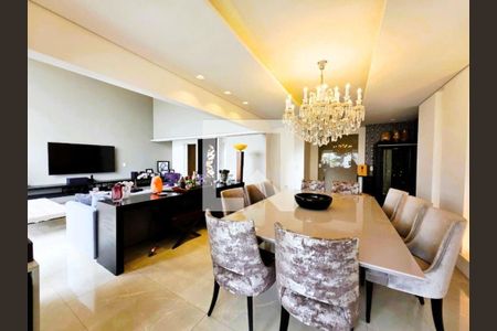 Apartamento à venda com 3 quartos, 238m² em Vila Suzana, São Paulo