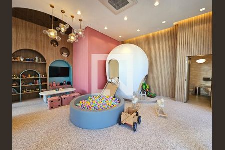 Apartamento à venda com 4 quartos, 213m² em Cerqueira César, São Paulo