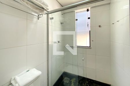 Banheiro de kitnet/studio à venda com 1 quarto, 35m² em Buritis, Belo Horizonte