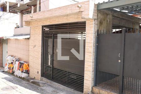 Casa para alugar com 2 quartos, 100m² em Vila Olinda, Embu das Artes