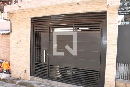 Casa para alugar com 2 quartos, 100m² em Vila Olinda, Embu das Artes