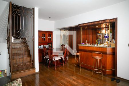 Sala de casa à venda com 3 quartos, 210m² em Bosque da Saúde, São Paulo