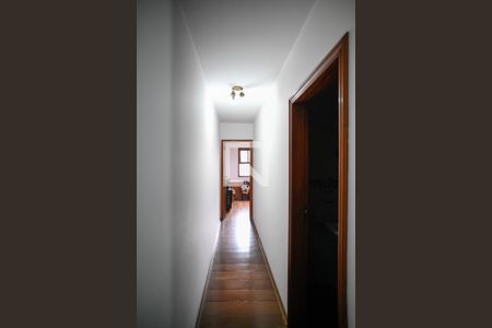 Corredor de casa à venda com 3 quartos, 210m² em Bosque da Saúde, São Paulo