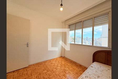 Quarto 1  de apartamento para alugar com 3 quartos, 91m² em Floresta, Porto Alegre
