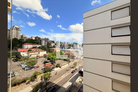 Vista da Sala de apartamento para alugar com 3 quartos, 91m² em Floresta, Porto Alegre