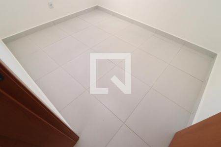 Quarto 1 de apartamento para alugar com 2 quartos, 51m² em Gávea, Uberlândia