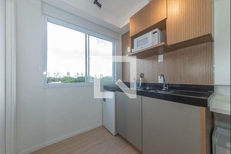 Cozinha de kitnet/studio à venda com 1 quarto, 17m² em Itaim Bibi, São Paulo