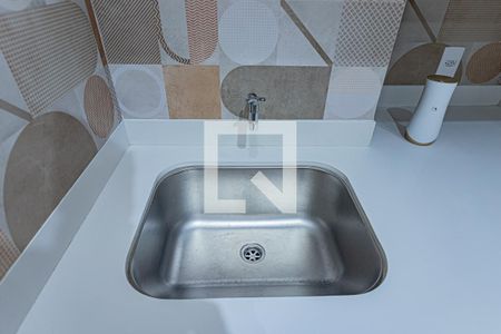 Sala, cozinha e área de serviço de apartamento à venda com 2 quartos, 39m² em Vila Barreto, São Paulo