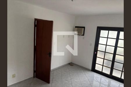 Casa de Condomínio para alugar com 2 quartos, 90m² em Sapê, Niterói