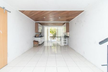 Sala de casa à venda com 5 quartos, 342m² em Partenon, Porto Alegre