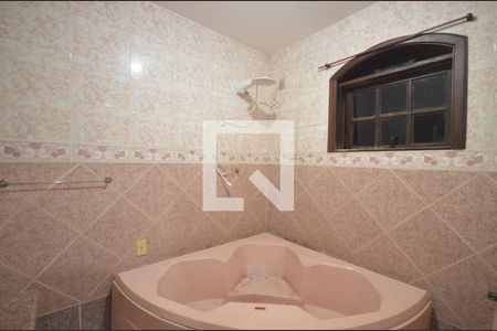 Banheiro da Suíte de casa para alugar com 3 quartos, 250m² em Vila Valqueire, Rio de Janeiro