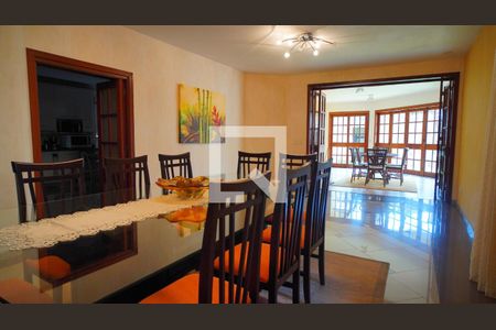 Sala 2 jantar  de casa à venda com 6 quartos, 600m² em Menino Deus, Porto Alegre