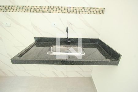 Sala/Cozinha de apartamento para alugar com 1 quarto, 30m² em Parque Novo Oratório, Santo André