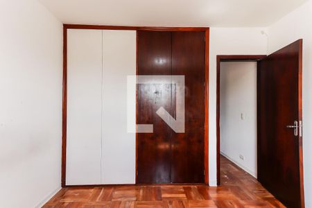 Quarto 1 de casa para alugar com 4 quartos, 300m² em Jardim Ester, São Paulo