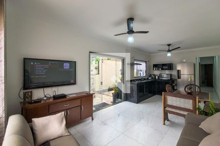 Sala de casa para alugar com 2 quartos, 125m² em Jardim Imperador, Praia Grande