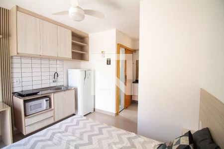 Sala / Quarto - Studio de kitnet/studio para alugar com 1 quarto, 18m² em Chácara Santo Antônio (zona Sul), São Paulo